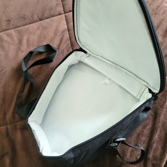 Vintage New Balance Crossbody Lunch Bag - Picture 4 of 7